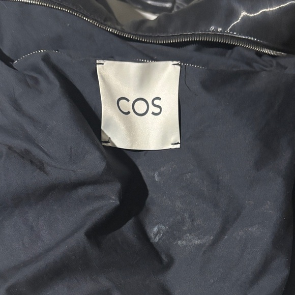 COS high shine cross body (reserved) - Picture 4 of 4